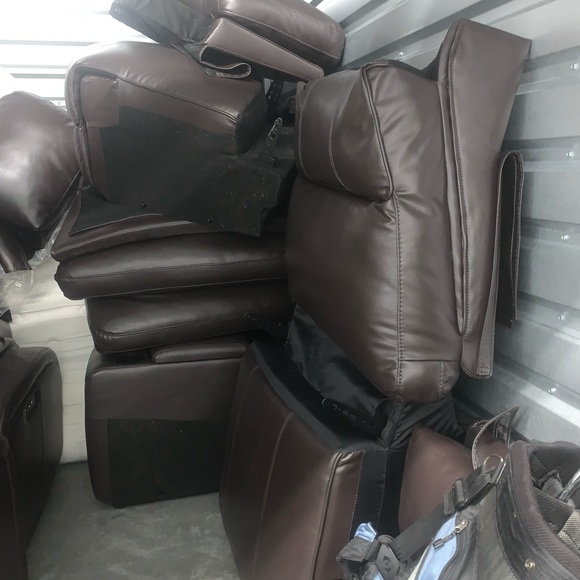 Saul expresso sectional couch practically new! - Picture 5 of 5